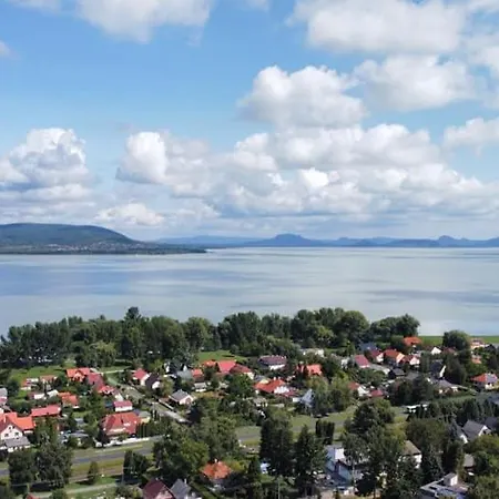 Beatrix Ueduelohaz בית נופש Balatonberény