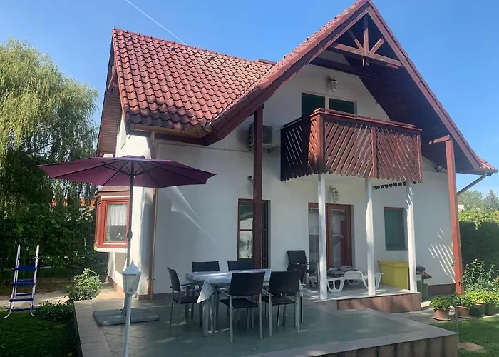 Beatrix Ueduelohaz Balatonberény